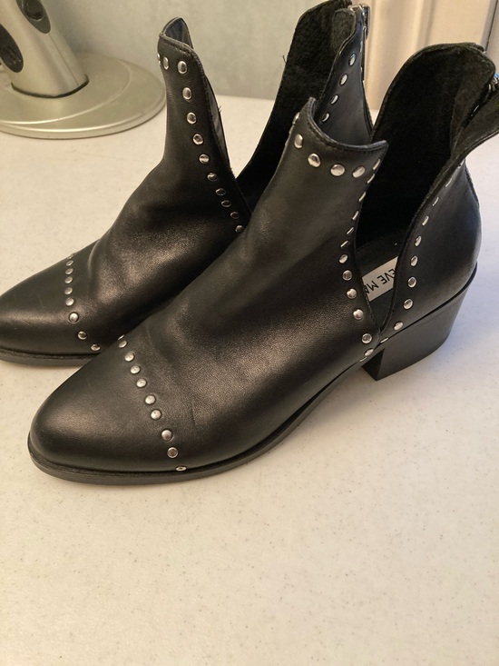 Steve Madden Shoes - Steve Madden Black Leather Studded Ankle Booties